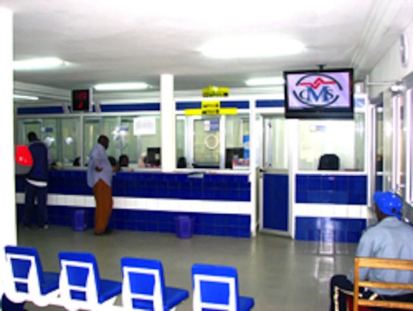 Le DG du Crédit Mutuel du Sénégal,Amadou Jean Jacques Diop, vire plus d'une dizaine d'employés Le DG du Crédit Mutuel du Sénégal,Amadou Jean Jacques Diop, vire plus d'une dizaine d'employés