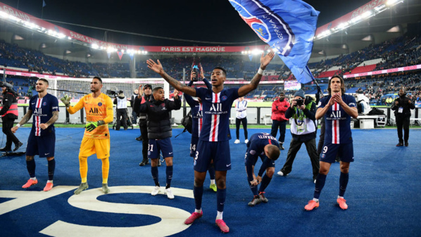 Foot européen : le PSG écrase l'OM, Leicester et l’Atalanta cartonnent