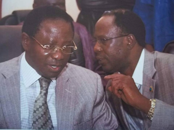 Pape Diop endeuillé...Son chef de cabinet, Taya Samb décédé Pape Diop endeuillé...Son chef de cabinet, Taya Samb décédé