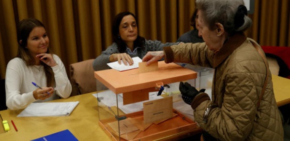 Ambiance crispée en Espagne, aux urnes pour la quatrième fois en quatre ans