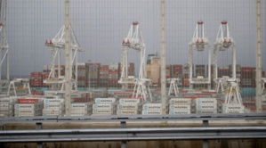 Avant de faire cap sur Dakar, le Pr Macky Sall a visité le  Port de TANGER