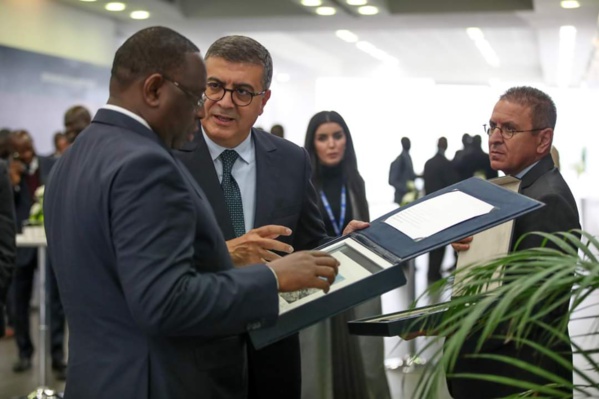 Avant de faire cap sur Dakar, le Pr Macky Sall a visité le Port de TANGER Avant de faire cap sur Dakar, le Pr Macky Sall a visité le Port de TANGER