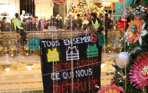 Gilets jaunes : les commerçants inquiets à un mois des fêtes de fin d’année