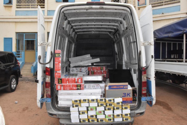 Séries de cambriolages : La brigade de recherches de la gendarmerie de Dakar met la main sur une bande de délinquants Séries de cambriolages : La brigade de recherches de la gendarmerie de Dakar met la main sur une bande de délinquants