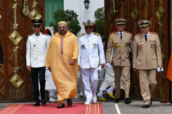 Le Roi Mohamed VI  renforce l'arsenal militaire du Maroc avec 36 hélicoptères de combat "APACHE"