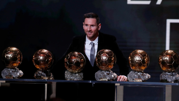 Ballon d'Or 2019 : Lionel Messi sacré pour la 6e fois, un record Ballon d'Or 2019 : Lionel Messi sacré pour la 6e fois, un record