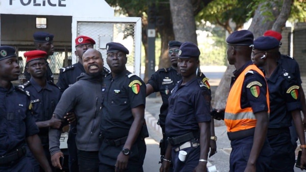 Arreté Devant Le Palais : Ce Vice De Procédure Qui Peut Sauver Guy Marius SAGNA