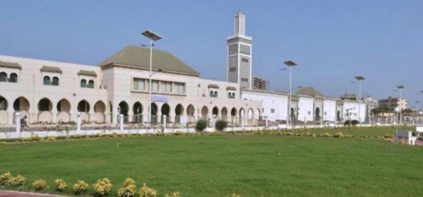 Pour un chèque de 2 millions: Deux imams de la mosquée de Rebeuss se déchirent à la barre Pour un chèque de 2 millions: Deux imams de la mosquée de Rebeuss se déchirent à la barre
