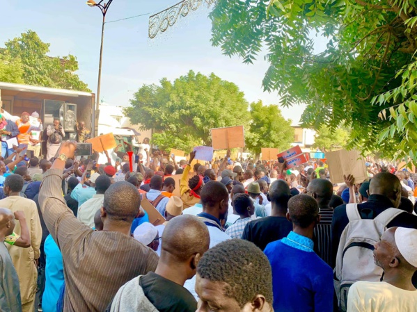 MARCHE "GNO LANK GNO BAGN" - Le pari de la mobilisation réussi avec une forte présence de personnes du troisième âge