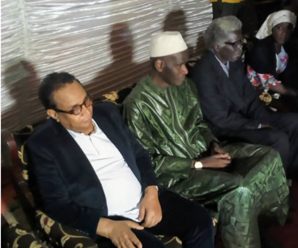 Tournée nationale: La banlieue déroule le tapis rouge  à Thierno Lo Tournée nationale: La banlieue déroule le tapis rouge  à Thierno Lo