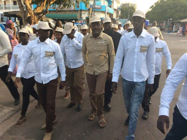 Expulsé au grand jour de son bureau avec ses employés, qui veut la peau du Directeur Général du CNRE, Sidy Sam? Expulsé au grand jour de son bureau avec ses employés, qui veut la peau du Directeur Général du CNRE, Sidy Sam?