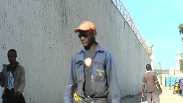 Justice: 709 détenus grâciés Justice: 709 détenus grâciés