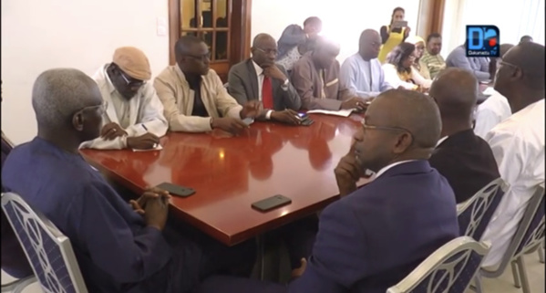 Manifestation du 10 janvier : Le FRN lance un appel à tous ses membres à y prendre part activement. Manifestation du 10 janvier : Le FRN lance un appel à tous ses membres à y prendre part activement.