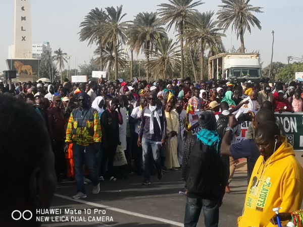 Manifs contre la hausse du prix de l'électricité - Le collectif "Nio Lank" boycotté par les populations Manifs contre la hausse du prix de l'électricité - Le collectif "Nio Lank" boycotté par les populations