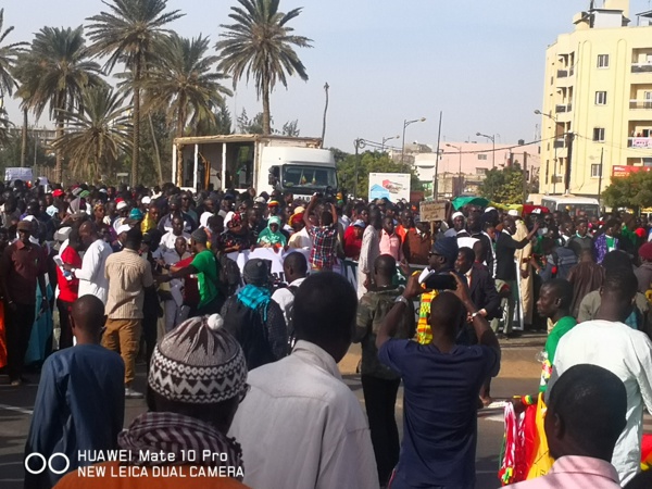 Manifs contre la hausse du prix de l'électricité - Le collectif "Nio Lank" boycotté par les populations Manifs contre la hausse du prix de l'électricité - Le collectif "Nio Lank" boycotté par les populations