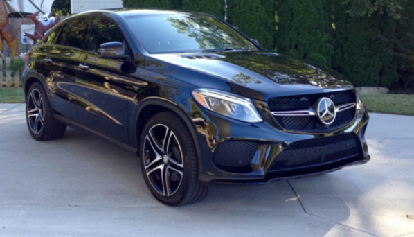 Révélations : Ndèye Coura Niang, les 25 millions de Ndèye Nogaye Badiane, la Mercedes Mercedes GLe 350 et sa garde-à-vue à la Dic
