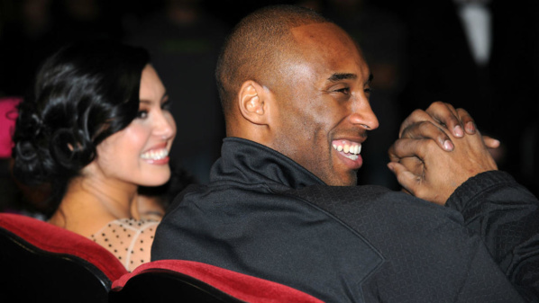 Mort de Kobe Bryant : trois jours après le drame, sa veuve s'exprime publiquement Mort de Kobe Bryant : trois jours après le drame, sa veuve s'exprime publiquement