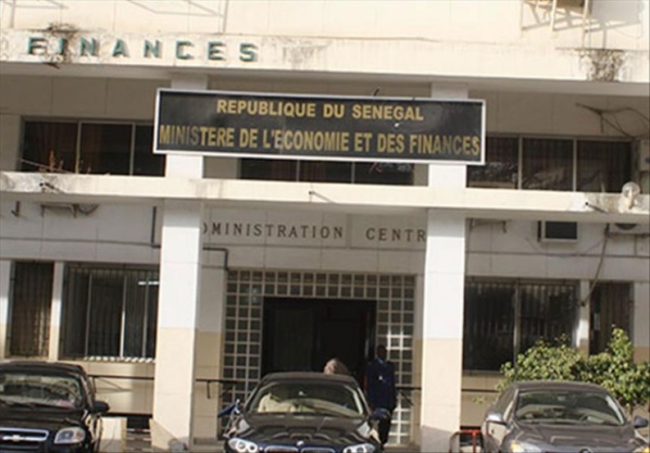 LE TRÉSOR PUBLIC SIGNE UNE "CHARTE DE PARTENARIAT" AVEC LES MAIRIES ET DÉPARTEMENTS