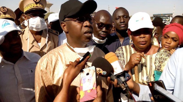 Cleaning Day à Gossas : Dionne annonce l’installation des comités de quartier pour maintenir la ville propre Cleaning Day à Gossas : Dionne annonce l’installation des comités de quartier pour maintenir la ville propre