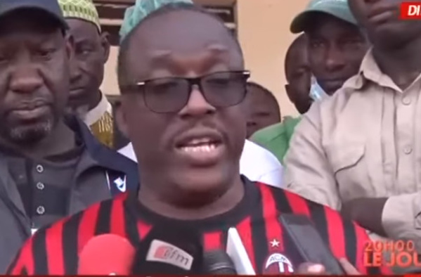 Cheikh Oumar Anne : « Pape Alé Niang et Nafi Ngom Keïta sont des maître-chanteurs » Cheikh Oumar Anne : « Pape Alé Niang et Nafi Ngom Keïta sont des maître-chanteurs »