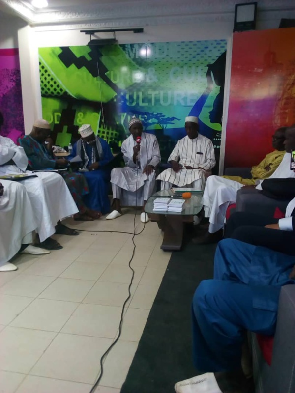 Audience: le Président Thierno Lo recevait ce samedi 1er février les retraites actionnaires des ICS qui adhèrent à l'APD Audience: le Président Thierno Lo recevait ce samedi 1er février les retraites actionnaires des ICS qui adhèrent à l'APD