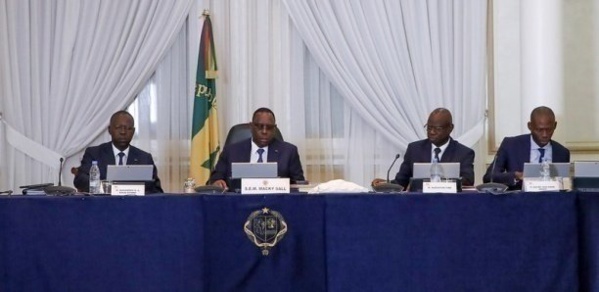 URGENT- Le Pr Macky Sall convoque d'urgence une réunion du Conseil des Ministres URGENT- Le Pr Macky Sall convoque d'urgence une réunion du Conseil des Ministres