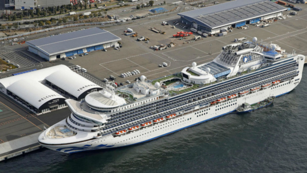 Au Japon, l’épidémie de coronavirus s’aggrave à bord d'un bateau de croisière