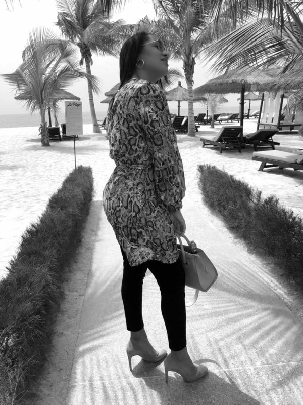 Arrêt sur image! La belle Natacha de l'agence Platinium Arrêt sur image! La belle Natacha de l'agence Platinium