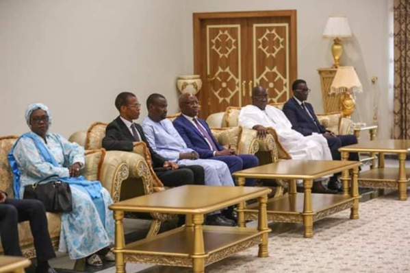 Le point sur le séjour du Pr Macky Sall en Mauritanie (Vidéo) Le point sur le séjour du Pr Macky Sall en Mauritanie (Vidéo)