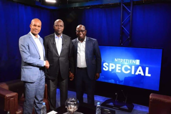 Le ministre d’Etat, Secrétaire Général de la présidence de la République, Mohamed Boun Abdallah Dionne brise enfin le silence ! Le ministre d’Etat, Secrétaire Général de la présidence de la République, Mohamed Boun Abdallah Dionne brise enfin le silence !