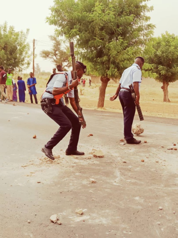Kaolack : Ça chauffe à l'Ussein... 6 étudiants arrêtés par les forces de l'ordre. Kaolack : Ça chauffe à l'Ussein... 6 étudiants arrêtés par les forces de l'ordre.