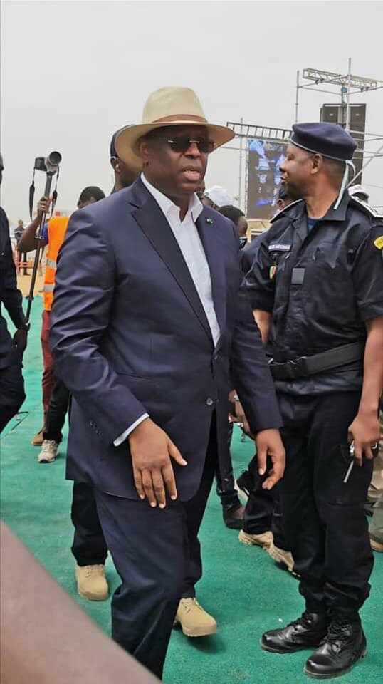 LE SÉNÉGAL PASSERA À L’ÉLECTRICITÉ ’’GAS TO POWER’’ À PARTIR DE 2022 (MACKY SALL) LE SÉNÉGAL PASSERA À L’ÉLECTRICITÉ ’’GAS TO POWER’’ À PARTIR DE 2022 (MACKY SALL)