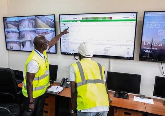 LE SÉNÉGAL PASSERA À L’ÉLECTRICITÉ ’’GAS TO POWER’’ À PARTIR DE 2022 (MACKY SALL) LE SÉNÉGAL PASSERA À L’ÉLECTRICITÉ ’’GAS TO POWER’’ À PARTIR DE 2022 (MACKY SALL)