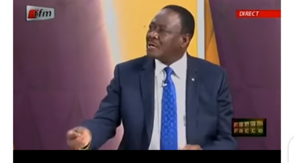 VIDEO - Mbaye Ndiaye: « Macky Sall exerce présentement son 1er mandat »