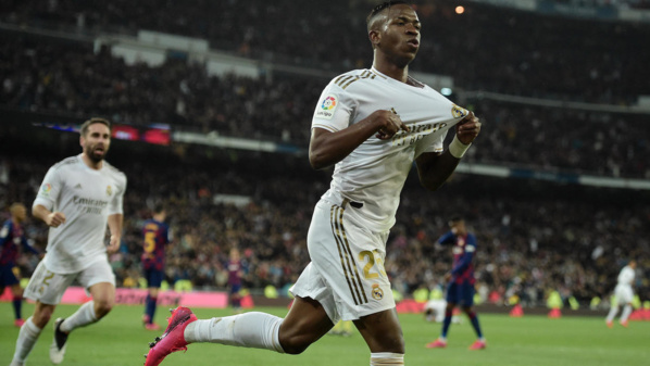 Espagne: le Real remporte le clasico 2-0 et repasse en tête de la Liga Espagne: le Real remporte le clasico 2-0 et repasse en tête de la Liga