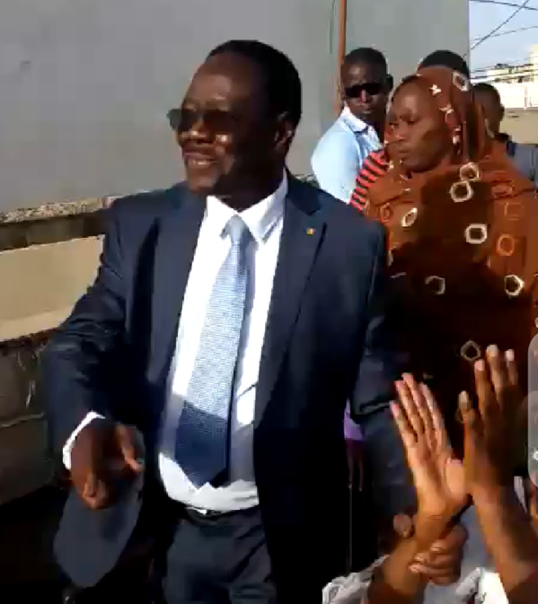 EXCLUSION D'AMADOU BA DE L'APR DES PARCELLES Mbaye Ndiaye se...dérobe encore