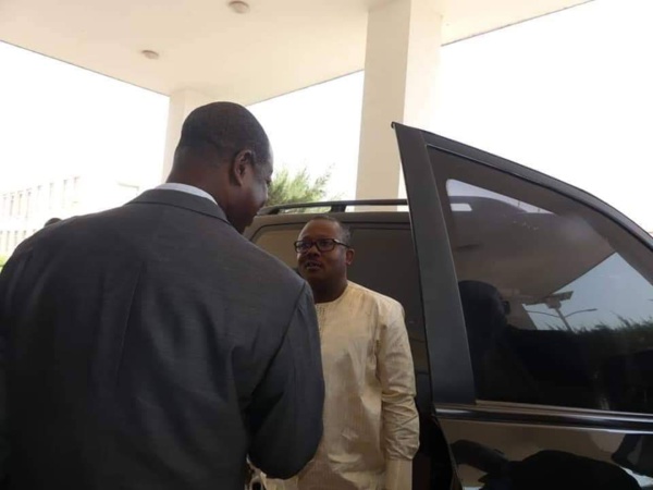 Première réunion du Conseil des Ministres à Bissau sous Embalo- Ce qu'a dit le Pr Umaro Sissoco aux membres du gouvernement Première réunion du Conseil des Ministres à Bissau sous Embalo- Ce qu'a dit le Pr Umaro Sissoco aux membres du gouvernement