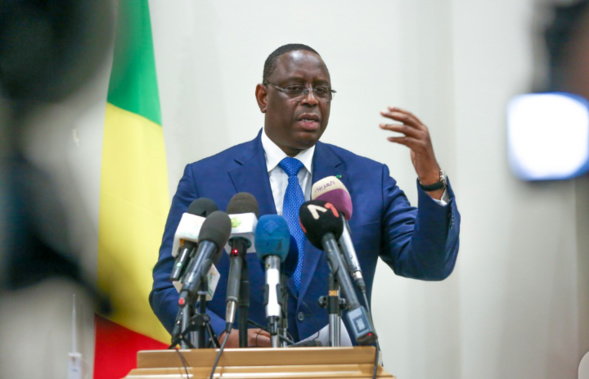 Démasqués par Macky - Fin de la ronde des vautours Démasqués par Macky - Fin de la ronde des vautours