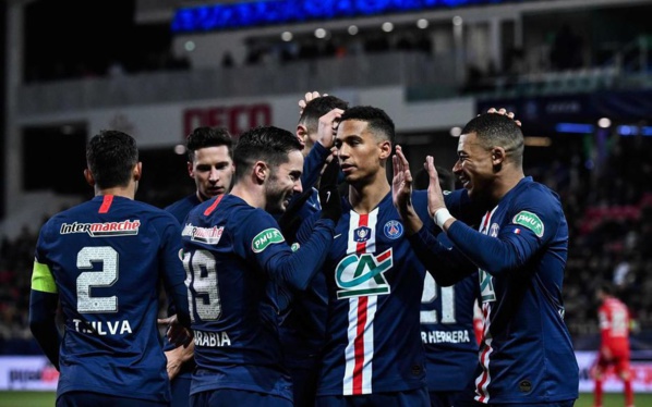 Ligue des Champions : à huis clos, le PSG n'a pas tremblé face à Dortmund Ligue des Champions : à huis clos, le PSG n'a pas tremblé face à Dortmund