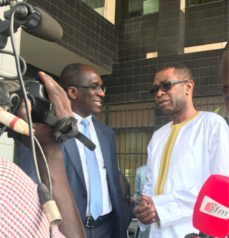 Face à l’ampleur de l’épidémie du Coronavirus, Youssou Ndour a décidé de prendre le taureau par les cornes et donne le la. Face à l’ampleur de l’épidémie du Coronavirus, Youssou Ndour a décidé de prendre le taureau par les cornes et donne le la.