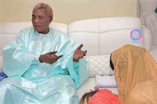 CORONAVIRUS A TOUBA- Serigne Abdou Karim Mbacké suspend les visites chez lui CORONAVIRUS A TOUBA- Serigne Abdou Karim Mbacké suspend les visites chez lui