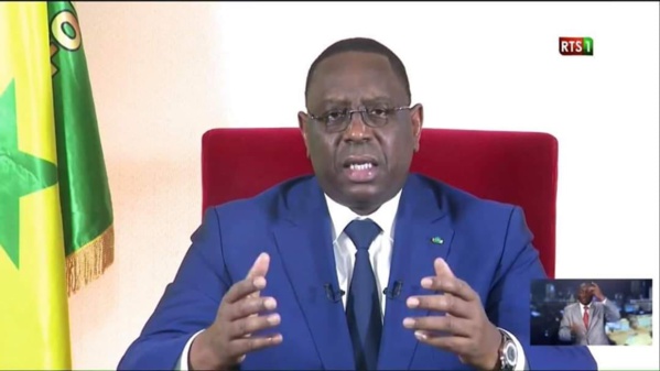 Urgent : Le Président Macky Sall gracie 2036 détenus.