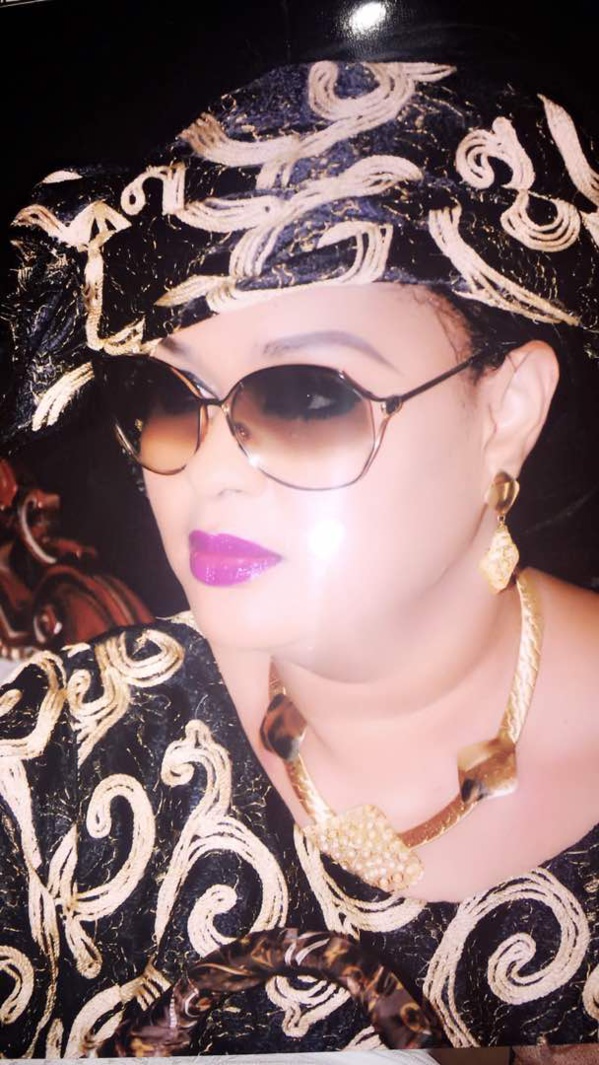 Solidarité pour la lutte contre le coronavirus – Sokhna Moumy Kébé casse sa tirelire Solidarité pour la lutte contre le coronavirus – Sokhna Moumy Kébé casse sa tirelire