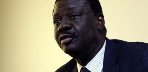 Coronavirus : L'ex-président de l'OM Pape Diouf, malade, rapatrié en France Coronavirus : L'ex-président de l'OM Pape Diouf, malade, rapatrié en France