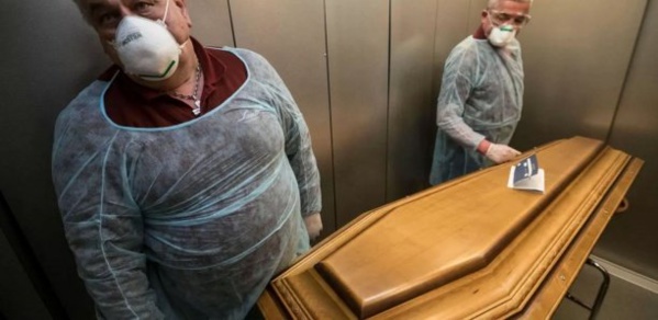 Coronavirus : Plus de 65 000 morts dans le monde, l'Italie compte le bilan le plus lourd Coronavirus : Plus de 65 000 morts dans le monde, l'Italie compte le bilan le plus lourd