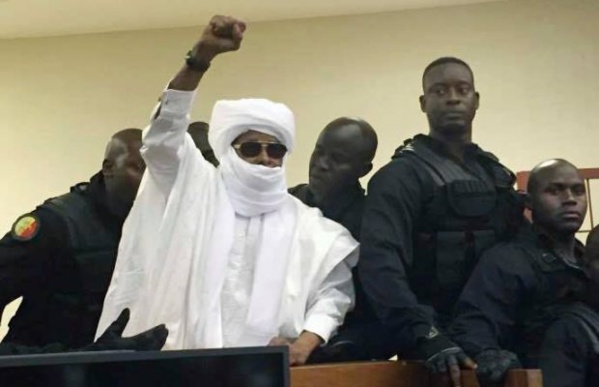 Sénégal - Covid 19 : Hissène Habré obtient une autorisation de sortie de 60 jours . Sénégal - Covid 19 : Hissène Habré obtient une autorisation de sortie de 60 jours .