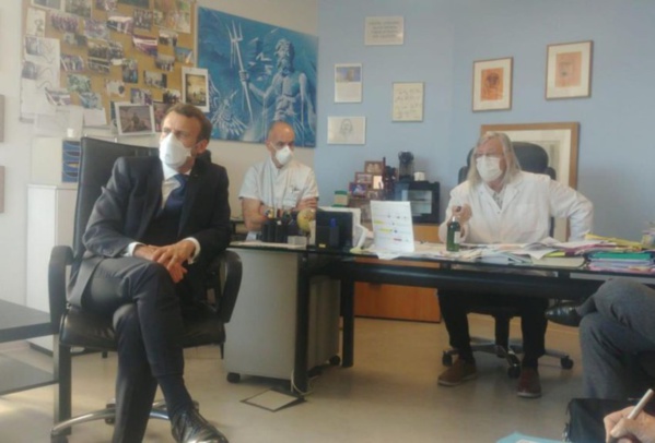 COVID-19 : Des chercheurs sénégalais dans l'équipe du Pr Didier Raoult COVID-19 : Des chercheurs sénégalais dans l'équipe du Pr Didier Raoult