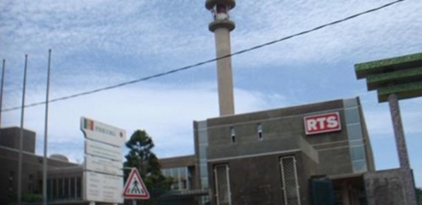 Coronavirus à la Rts : Le Dr Mbaye Diop dément Coronavirus à la Rts : Le Dr Mbaye Diop dément