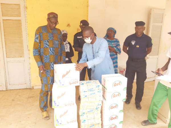 Covid-19 / Mankeur Ndiaye apporte son soutien à Dagana. Covid-19 / Mankeur Ndiaye apporte son soutien à Dagana.