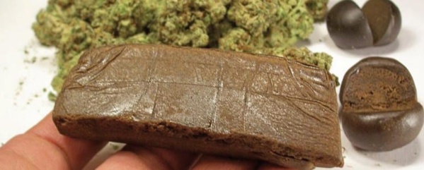 Saisie de 7,625 Kg de Haschich à Saly Saisie de 7,625 Kg de Haschich à Saly